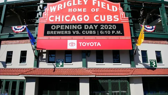 Difference Between Wrigley Field Font And Regular Font