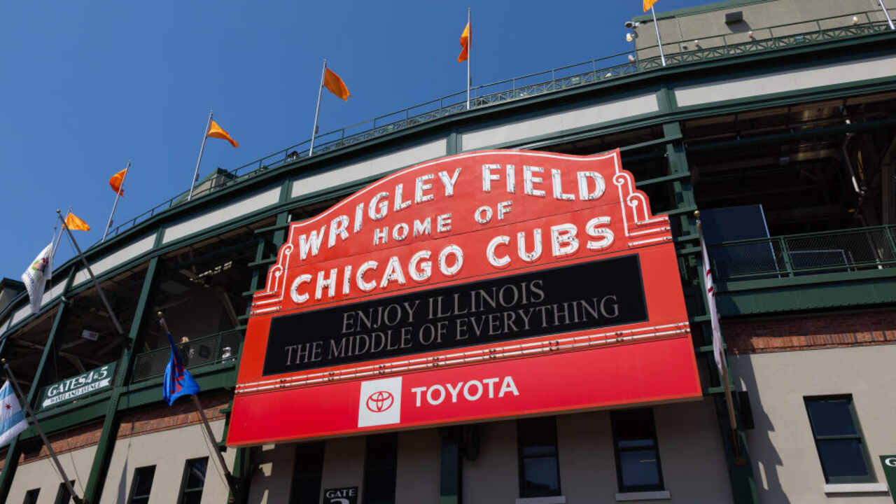 Difference Between Wrigley Field Font And Regular Font