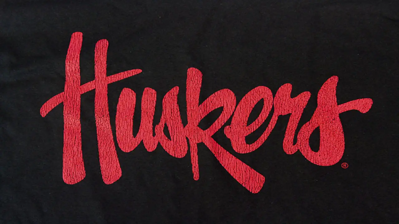 Huskers Font - Captivating Typography